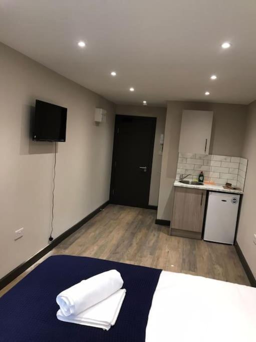 Bedfont House Hillingdon Exterior foto